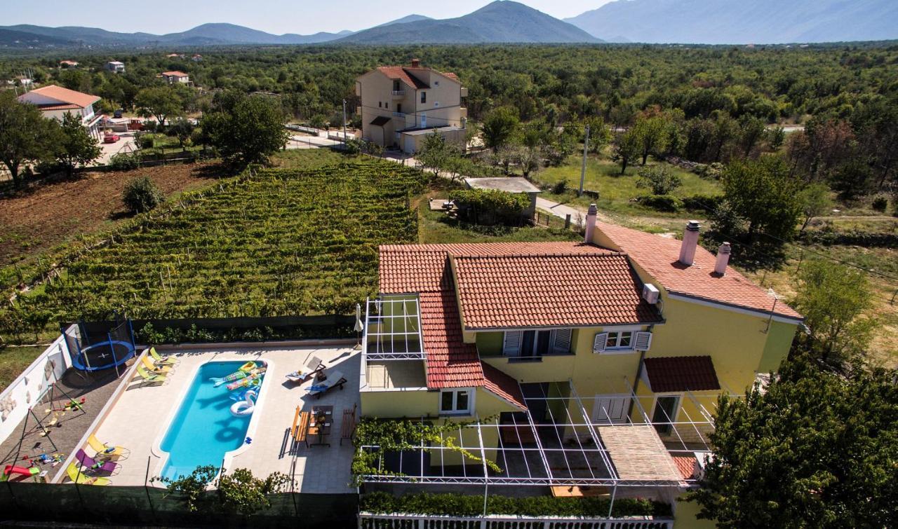 Holiday Residence Maja Katuni Экстерьер фото